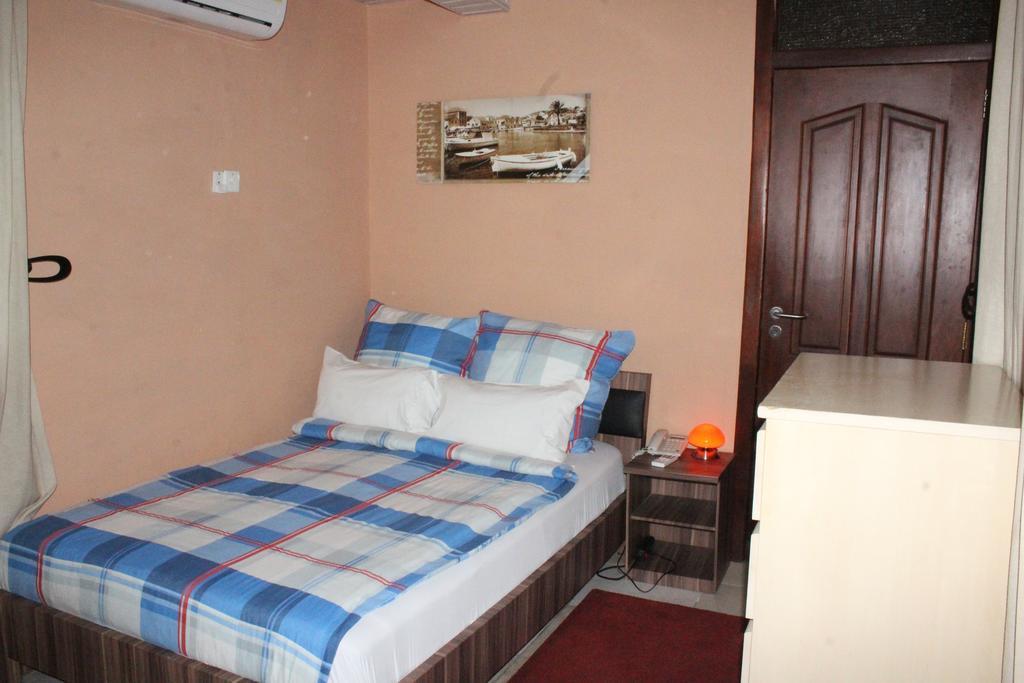 Negolodge Accra Exteriör bild